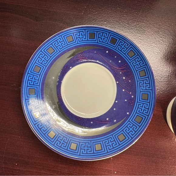 💡Illumicrate Nyx Teacup & Saucer - Picture 7 of 7